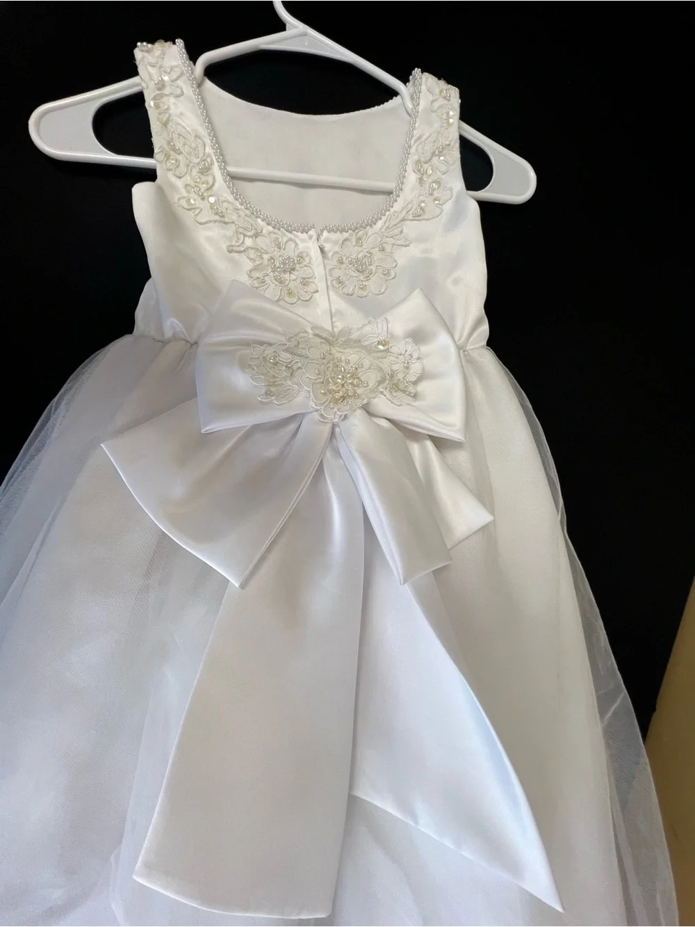 LADY ELEANOR SIZE 5 FLOWER GIRL FLOOR LENGTH DRESS WITH BEADED BODICE  LIKE NEW